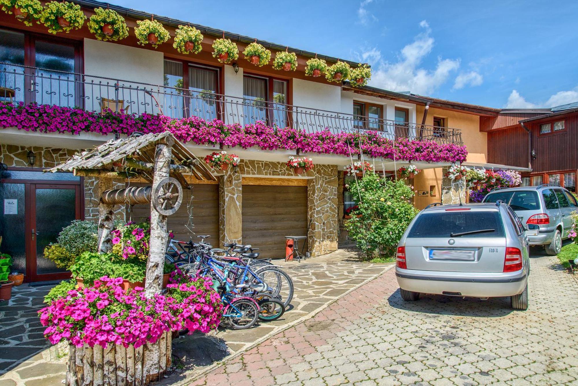 Apartamento Vela Maly Slavkov Exterior foto
